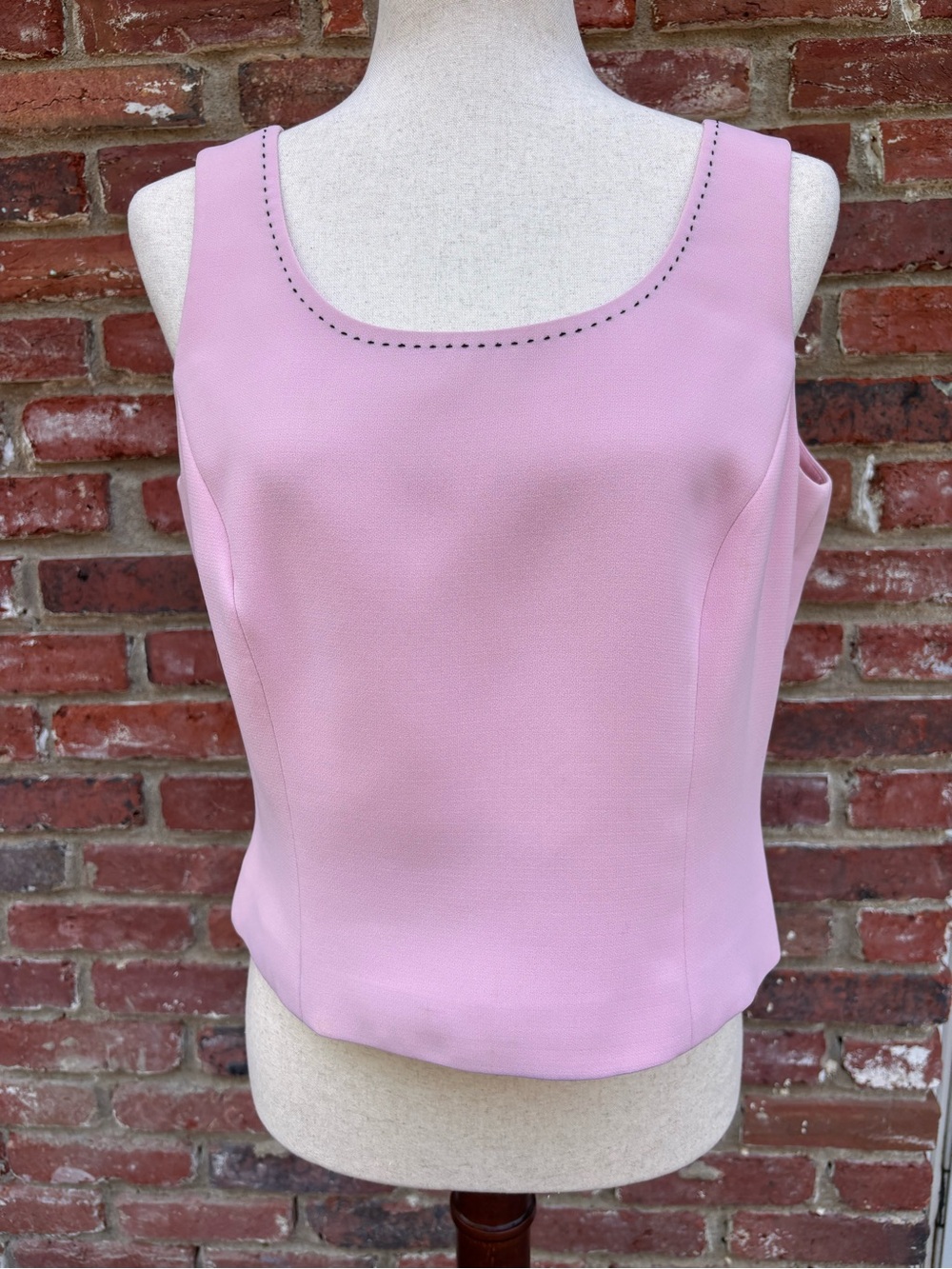 Tahari Arthur S. Levine Petite Pink Cropped Shell Top 10P Sleeveless Side Zip